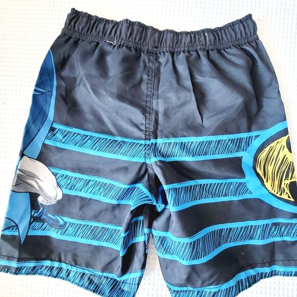 Batman Boys Swim lined Trunks size 7 - Picture 4 of 6